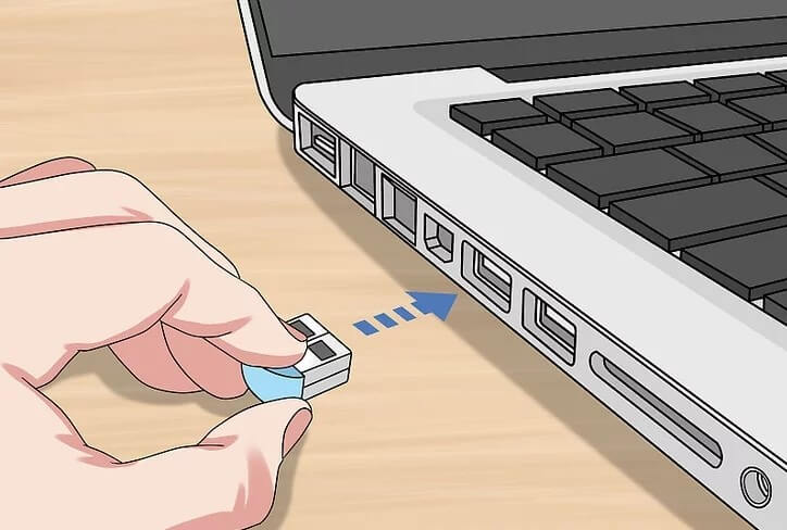 Nếu máy tính bàn không có hỗ trợ USB thì bạn cần thiết bị này